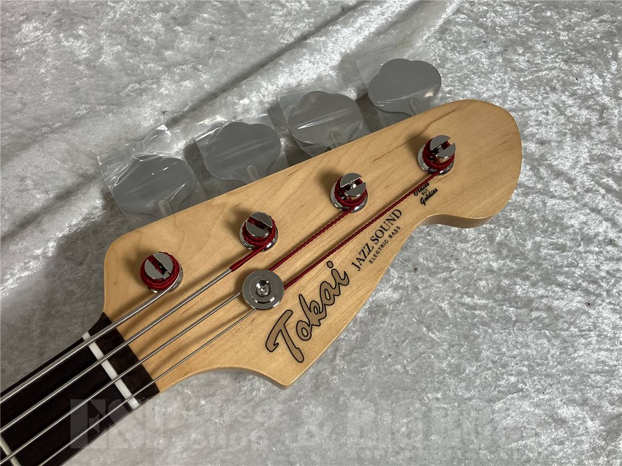 【即納可能】Tokai AJB-101 VWH(エレキベース)お茶の水駅前店・別館 - 4