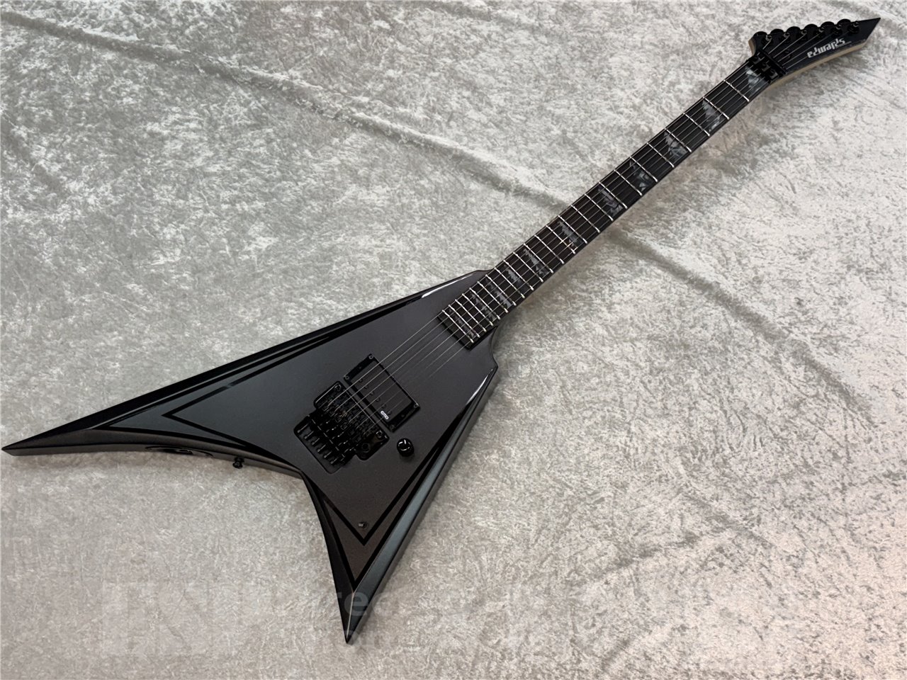 【即納可能】EDWARDS(エドワーズ) E-ALEXI BLACKY (BODOM AFTER MIDNIGHT/Alexi Laihoモデル) 広島店