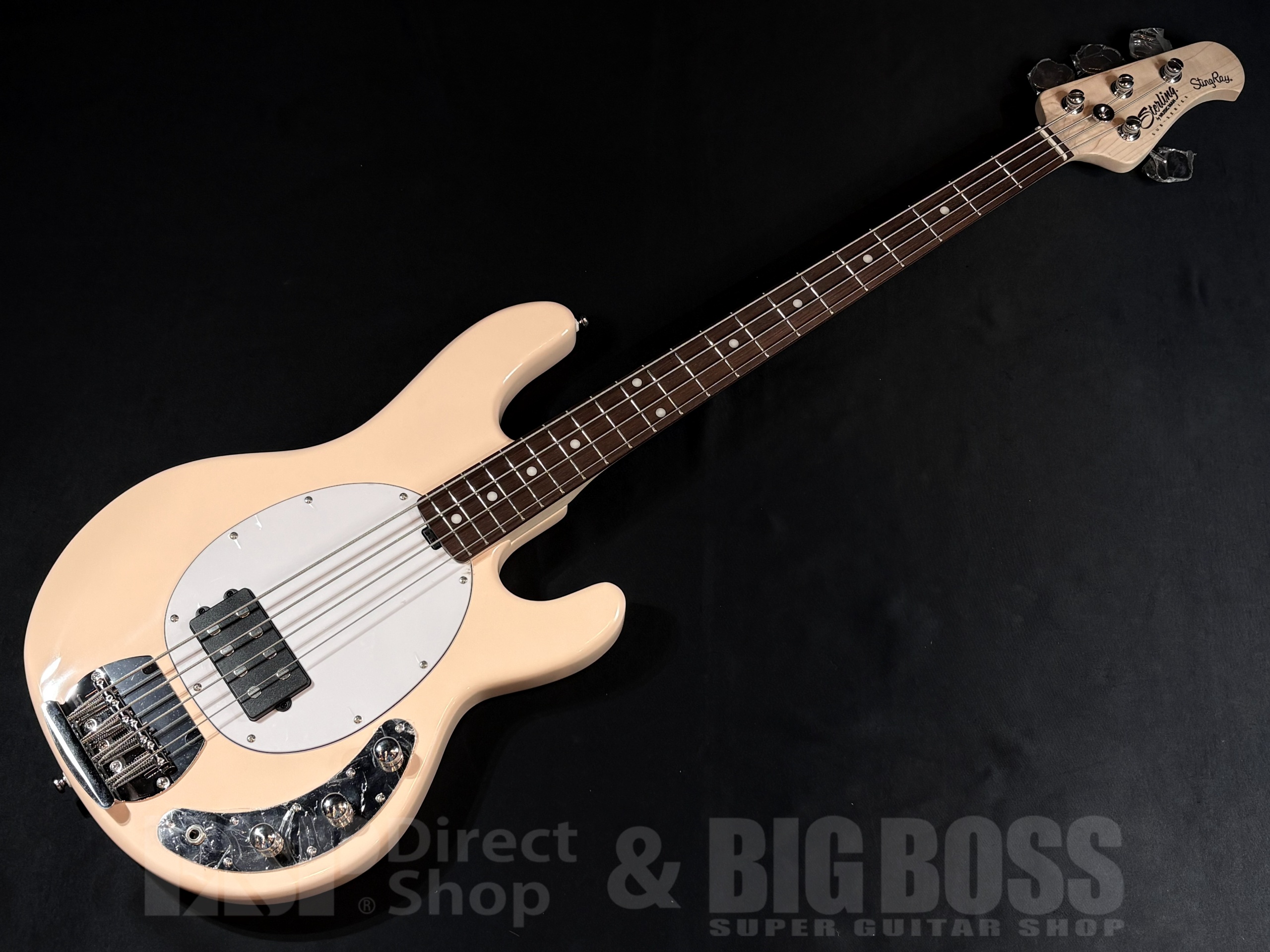 【即納可能】Sterling by MUSIC MAN(スターリンバイミュージックマン) SUB Ray4 / Vintage Cream 大阪店