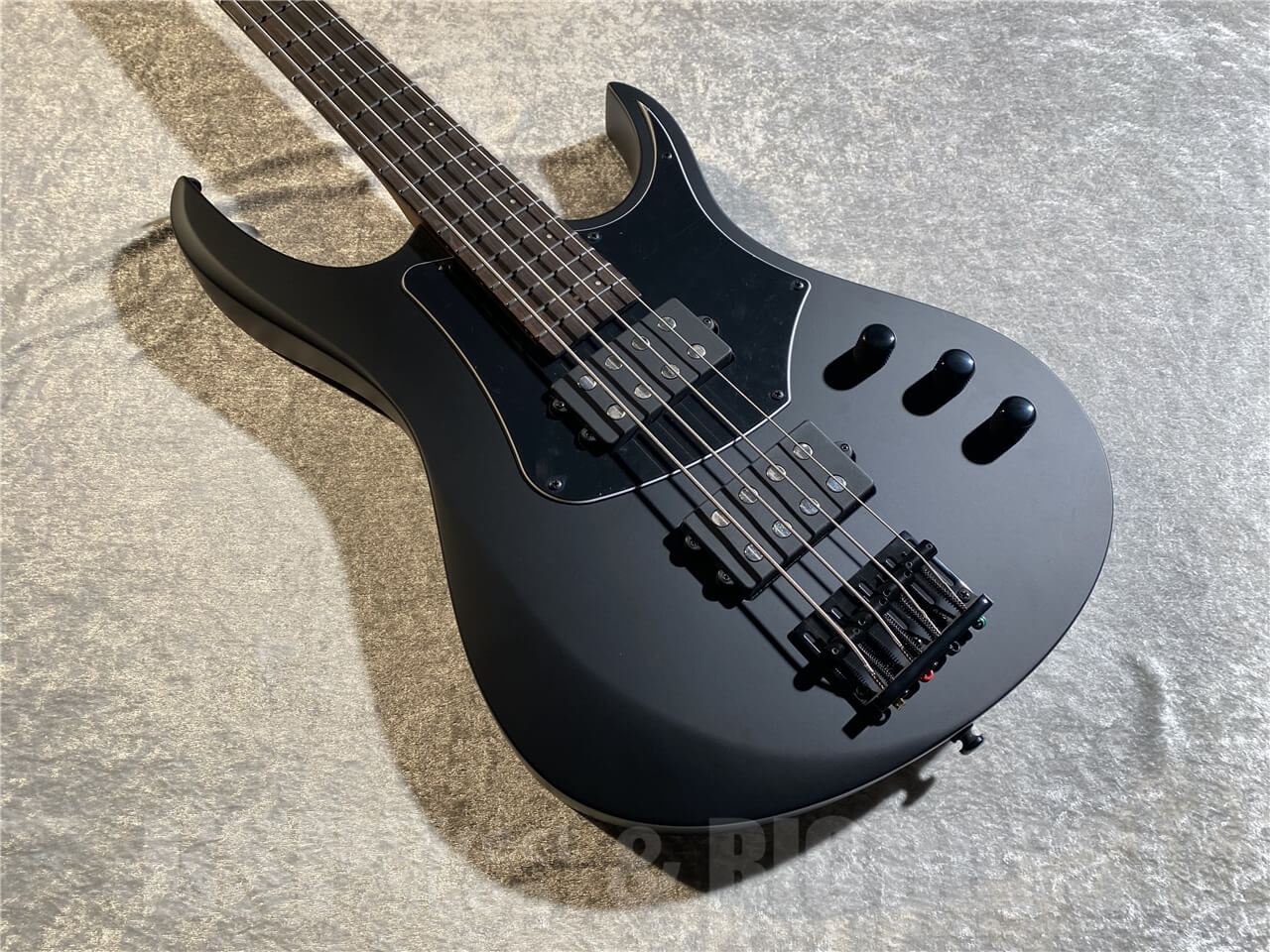 【即納可能】Balaguer Guitars(バラゲールギターズ) Diablo Bass Black Friday 2023 Select Satin Black 札幌店 - 10