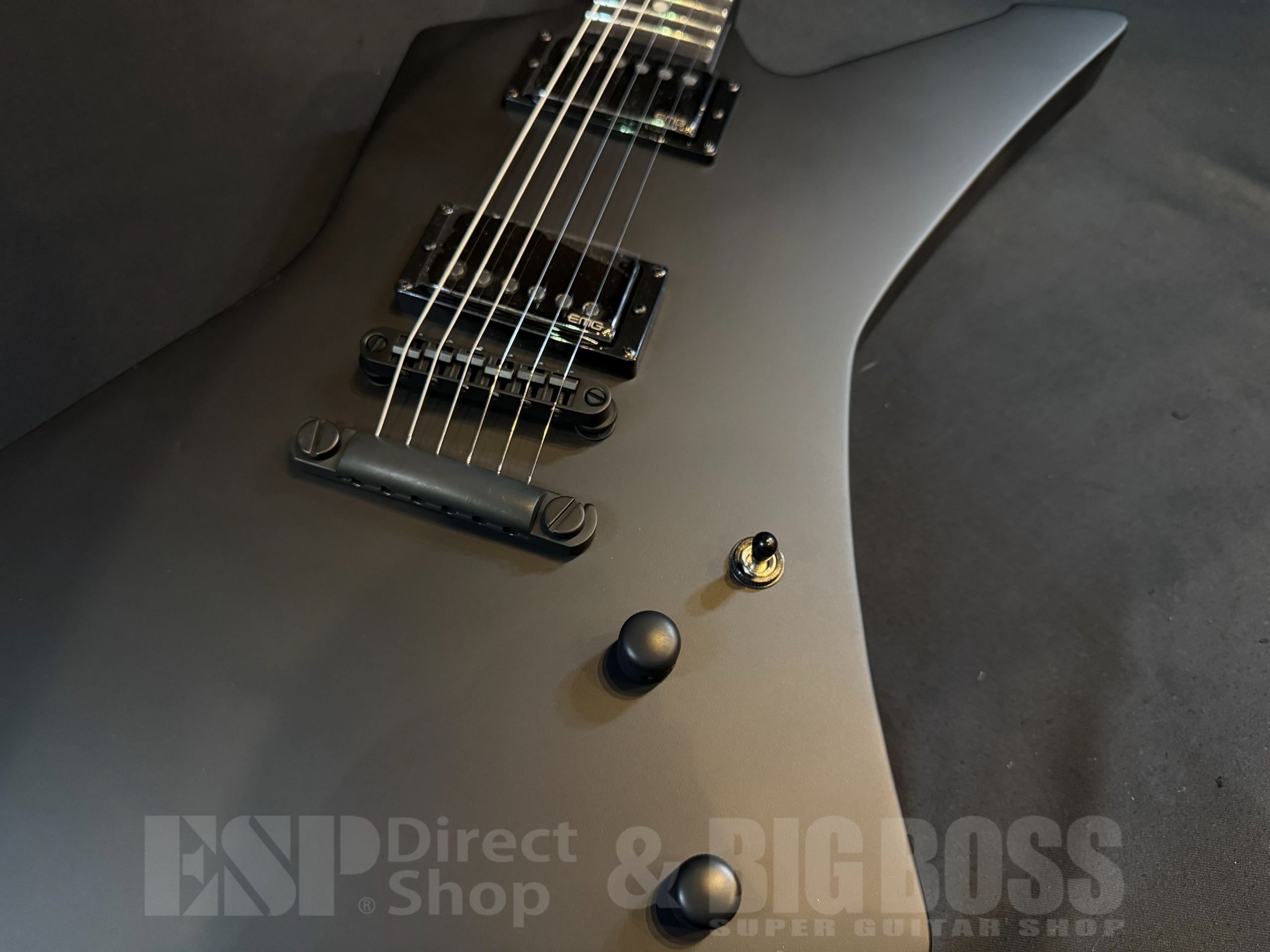 【即納可能】LTD(エルティーディー) SNAKEBYTE / Black Satin (METALLICA James Hetfieldモデル) 大阪店 - 3