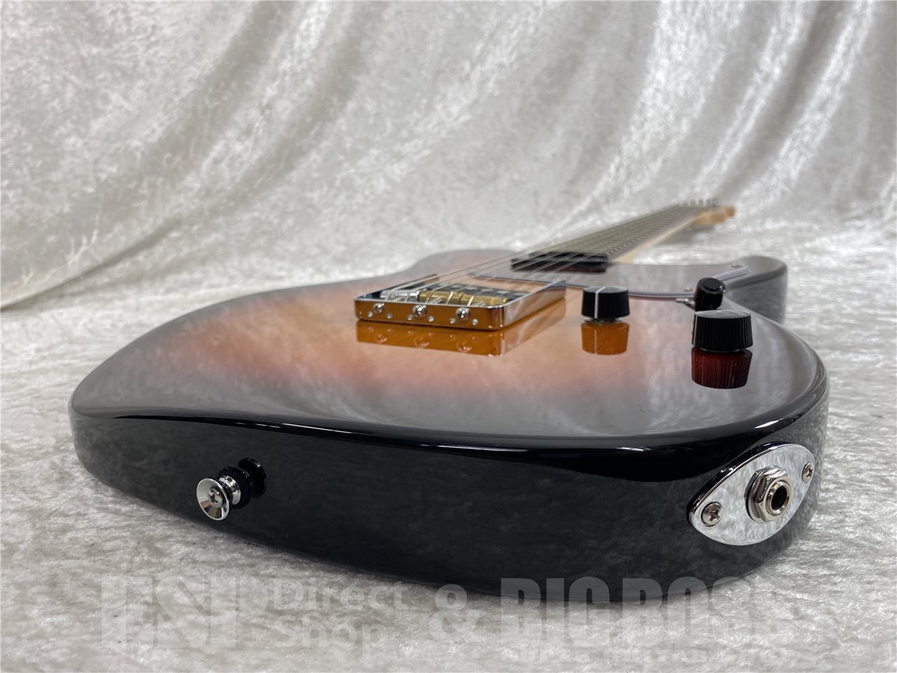 【即納可能/中古品】GrassRoots(グラスルーツ) G-THROBBER SPOT MODEL / 3Tone Sunburst お茶の水駅前店(東京) - 4