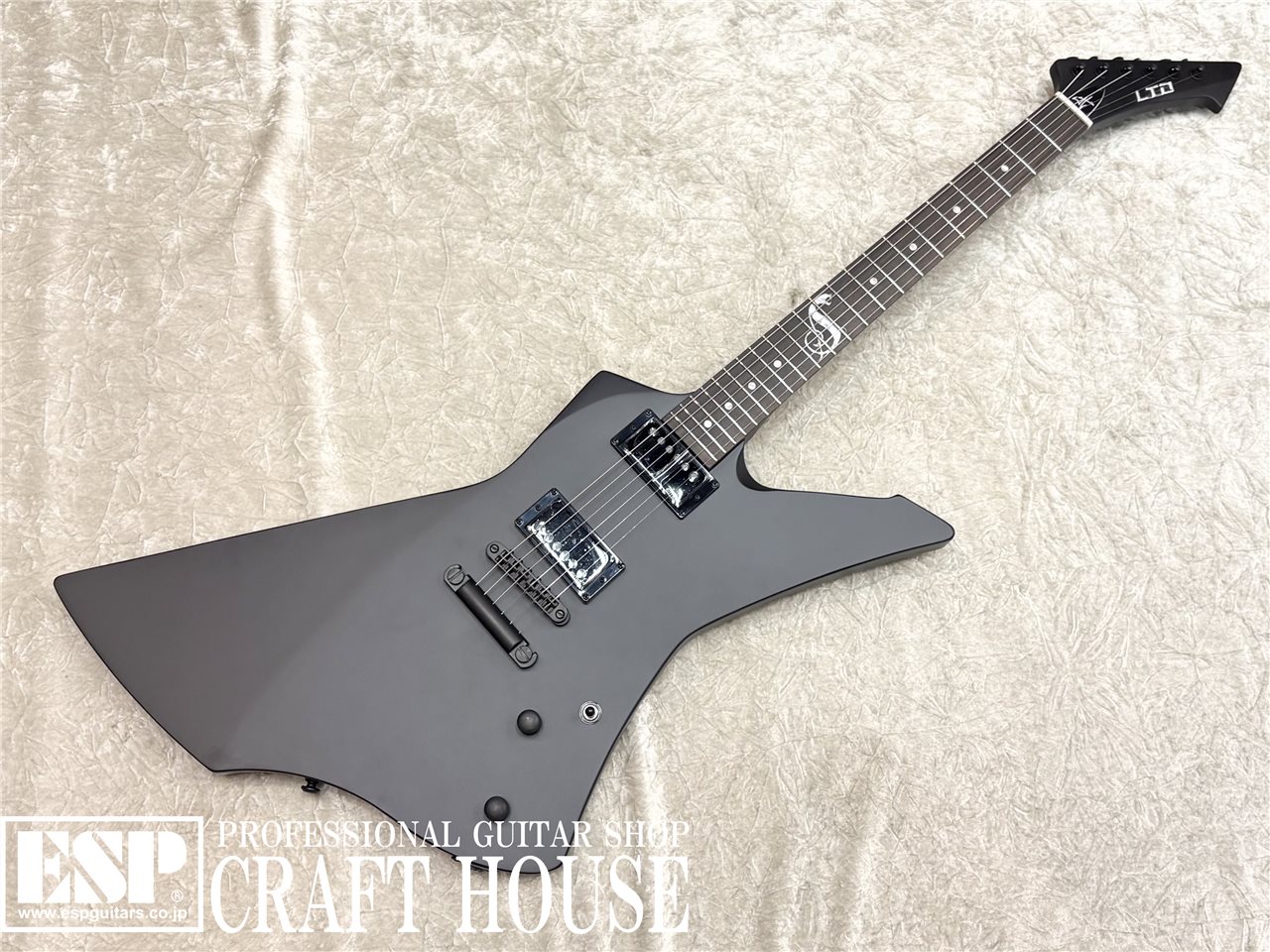 【即納可能】LTD SNAKEBYTE / Black Satin 渋谷店