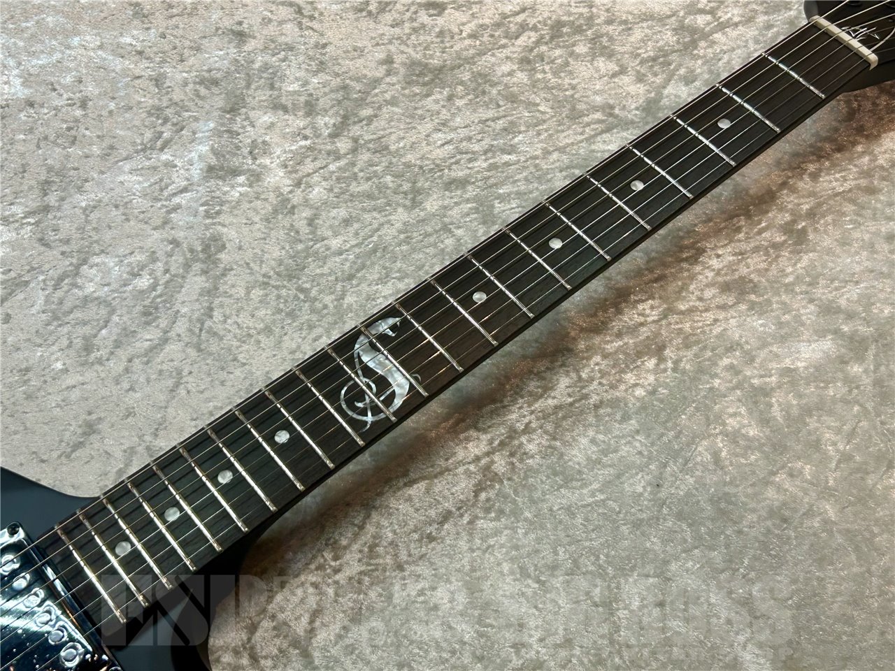 【即納可能】LTD SNAKEBYTE (Black Satin) 広島店 - 3