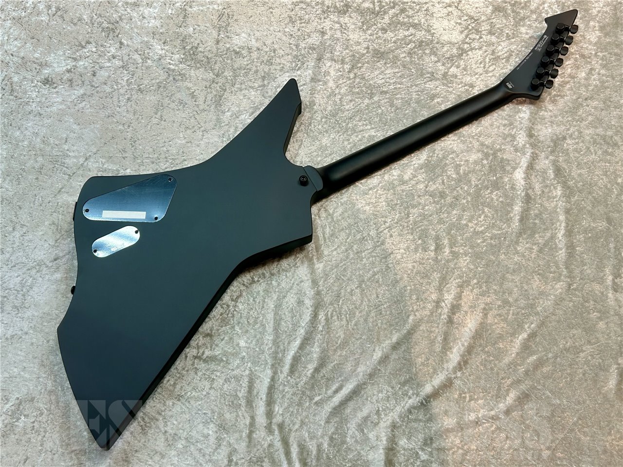 【即納可能】LTD SNAKEBYTE (Black Satin) 広島店 - 5