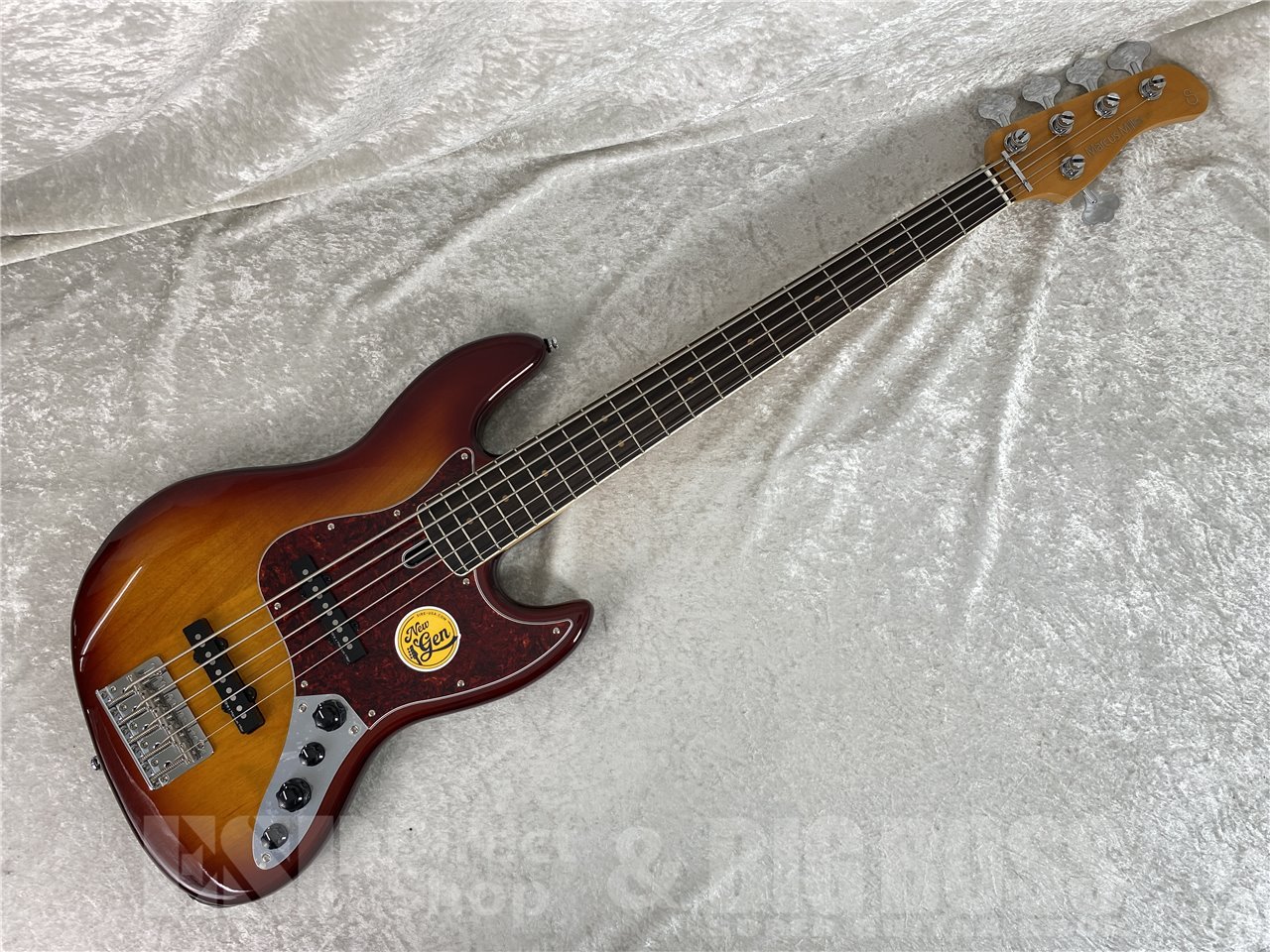 【即納可能】Sire(サイアー) Marcus Miller V7 Vintage New Gen 5-String / Tobacco Sunburst お茶の水駅前店(東京) - 2