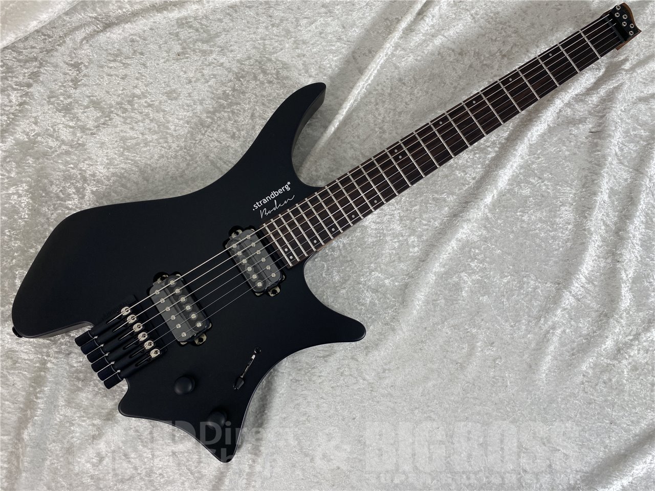 【即納可能】strandberg (ストランドバーグ) Boden Essential 6 (Black Granite) お茶の水駅前店(東京) - 2