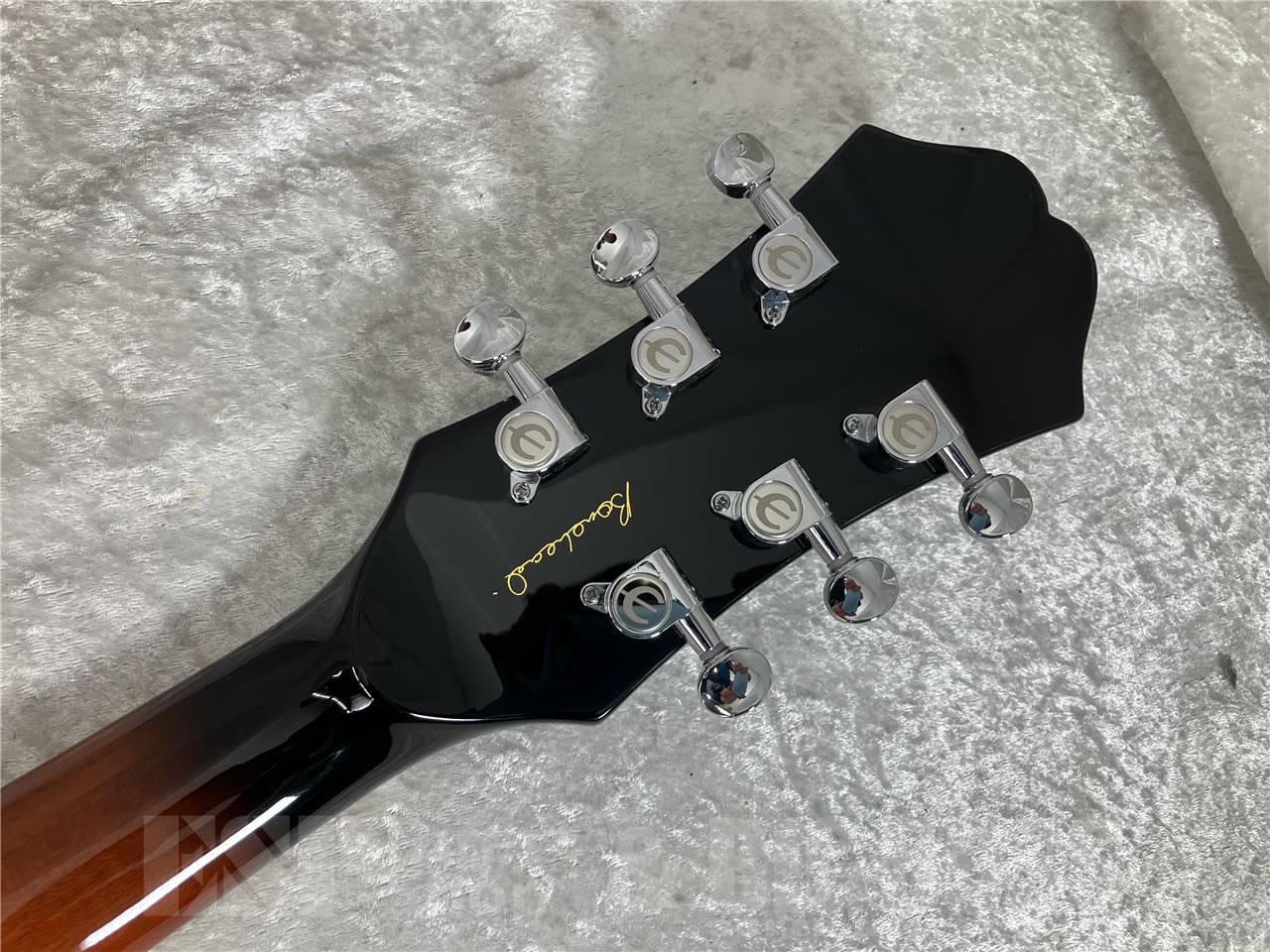 【即納可能】Epiphone ( エピフォン ) Bonehead Riviera (エレキギター) お茶の水駅前店・別館 - 9