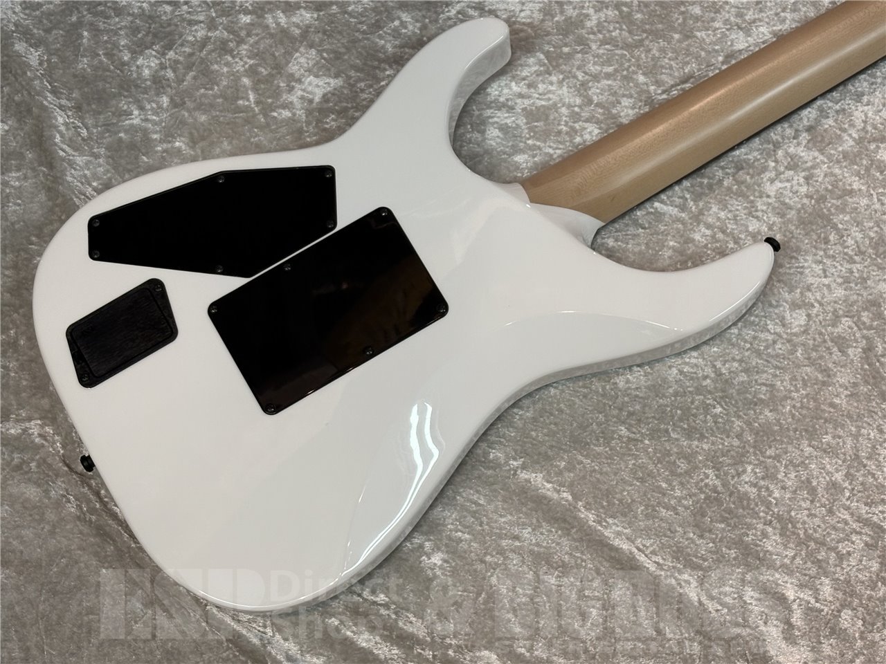 【即納可能】E-II(イーツー) M-II NECK THRU (Snow White) 広島店 - 6