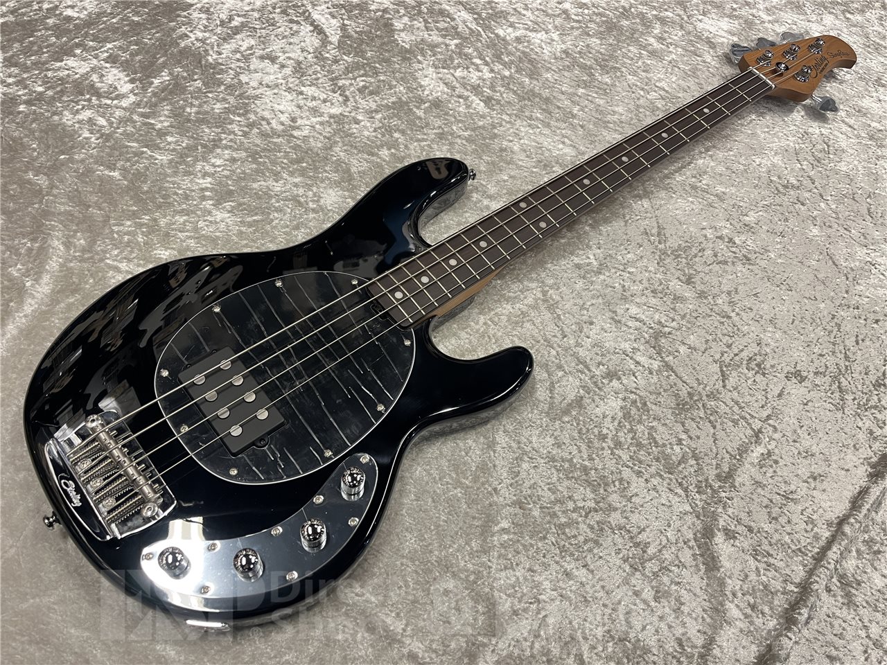 【即納可能】Sterling by MUSIC MAN（スターリンバイミュージックマン）StingRay RAY34（Black）　名古屋店