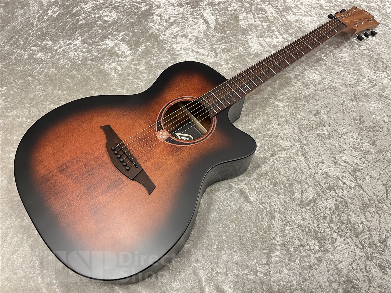 【即納可能】LAG Guitars（ラグギターズ）T70ACE（BLACK & BROWN）　名古屋店