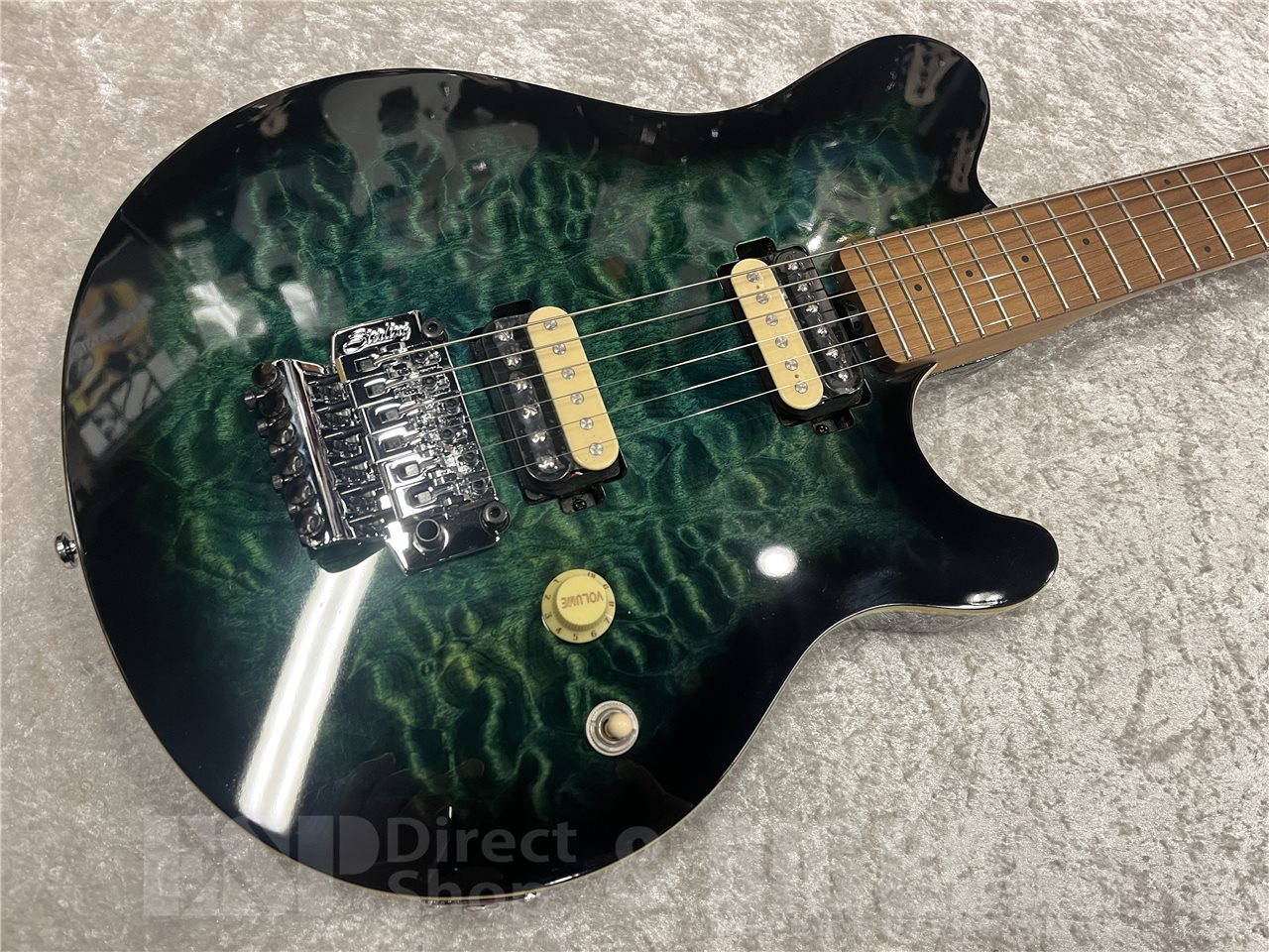 【即納可能】Sterling by MUSIC MAN（スターリンバイミュージックマン）Axis AX50 Quilted Maple（Yucatan Blue）　名古屋店 - 2