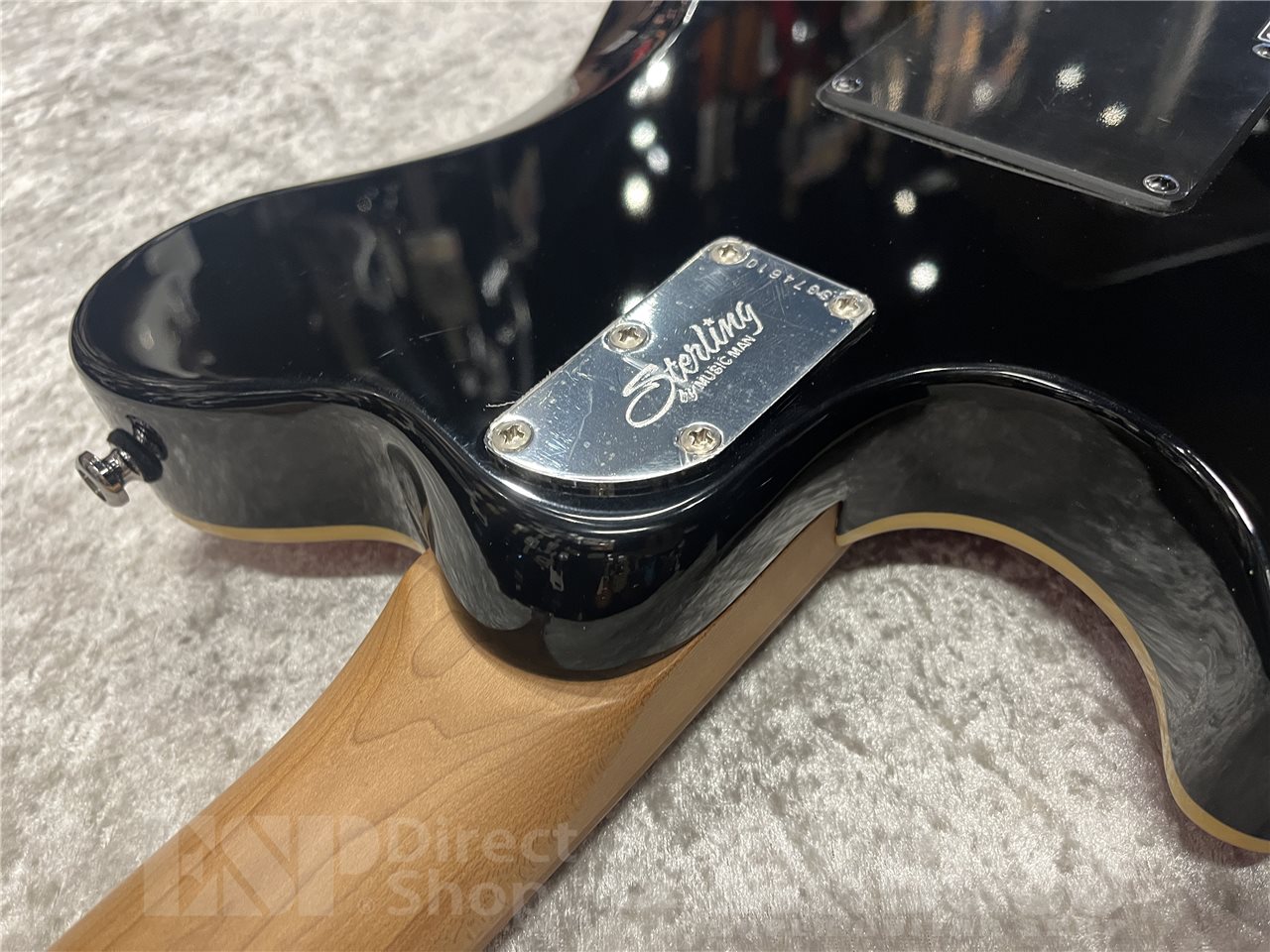 【即納可能】Sterling by MUSIC MAN（スターリンバイミュージックマン）Axis AX50 Quilted Maple（Lava Burst）　名古屋店 - 9