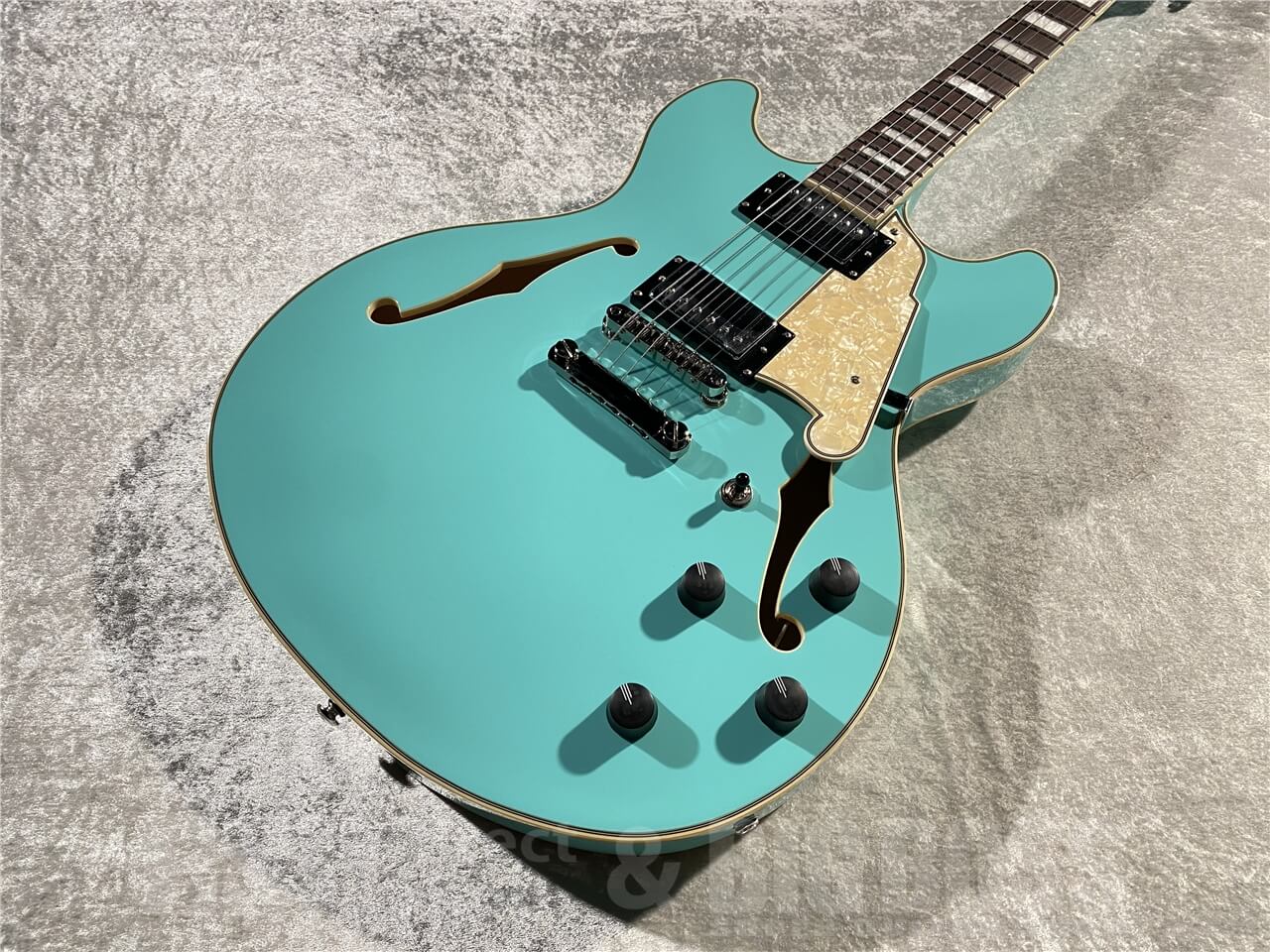 【即納可能】D'Angelico(ディアンジェリコ) Premier DC Surf Green 札幌店 - 2