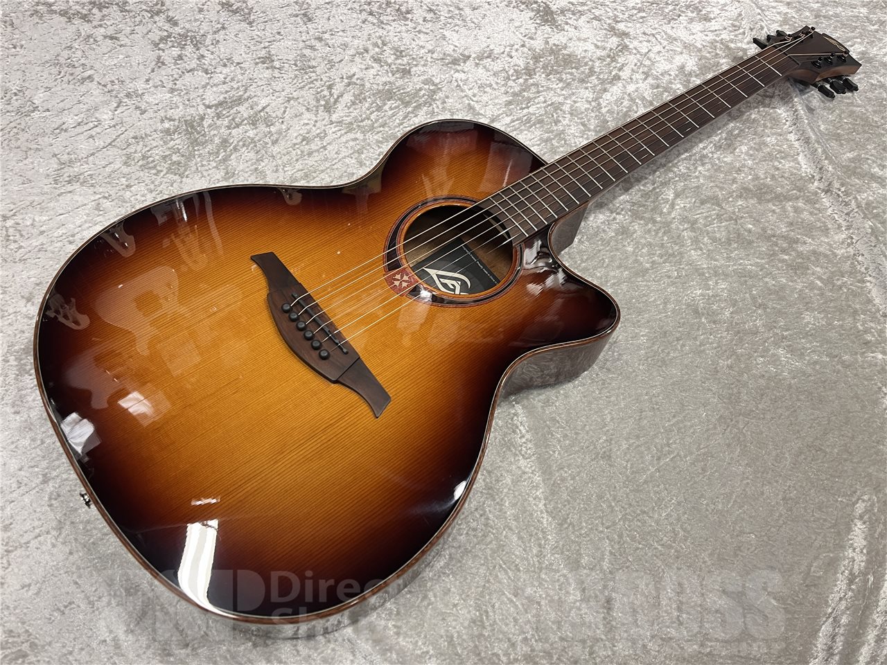 【即納可能】LAG Guitars（ラグギターズ）T118ASCE（Brown Shadow）　名古屋店