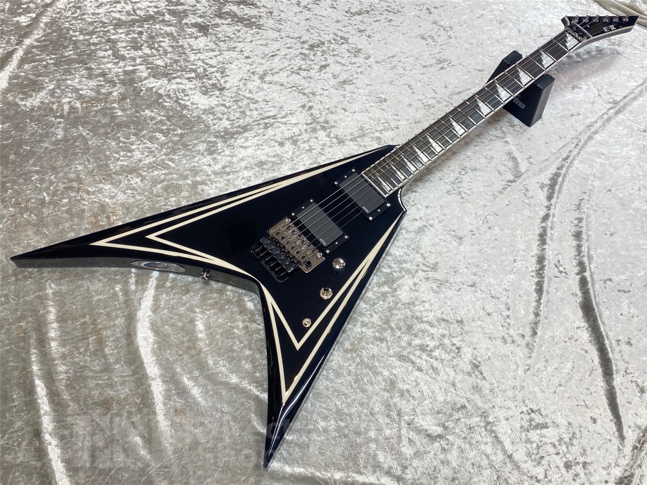 【即納可能】E-II SV/Black w/White Stripes GWS