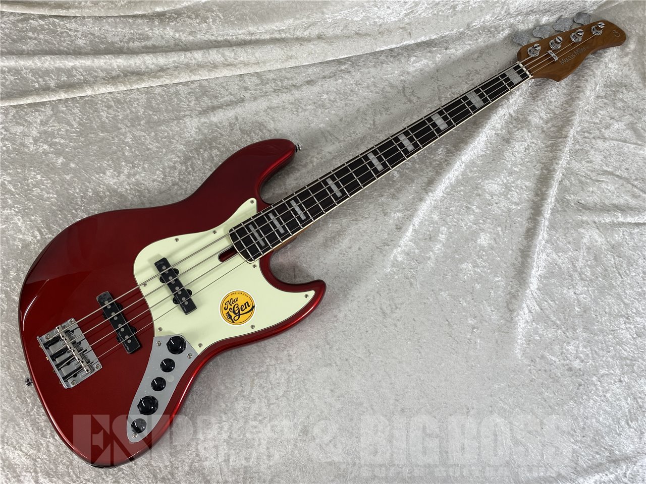 【即納可能】Sire(サイアー) Marcus Miller V7 New Gen 4-String (V7 Alder-4) / Candy Apple Red お茶の水駅前店(東京)