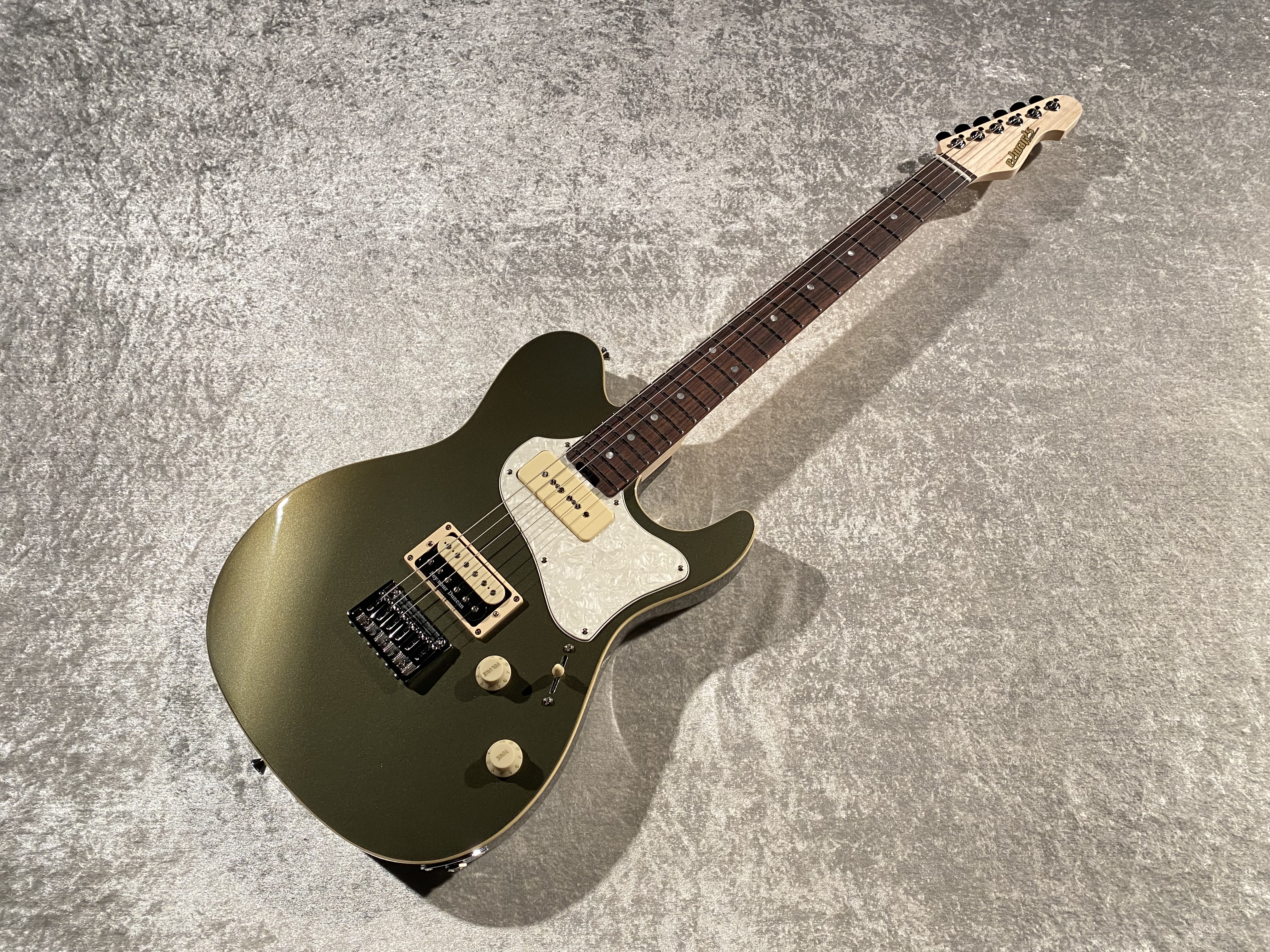 【即納可能】EDWARDS(エドワーズ) E-THROBBER-CTM (Leaf Green Metallic) 札幌店