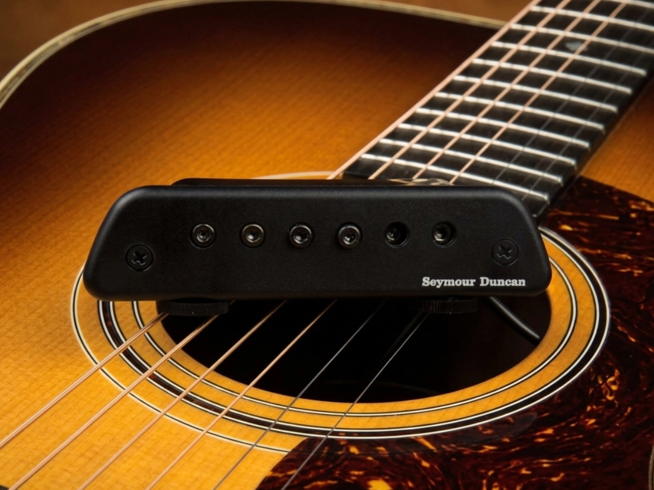 Seymour Duncan(セイモアダンカン) ACTIVE MAG | Active Mag™(アコースティックギター用ピックアップ)