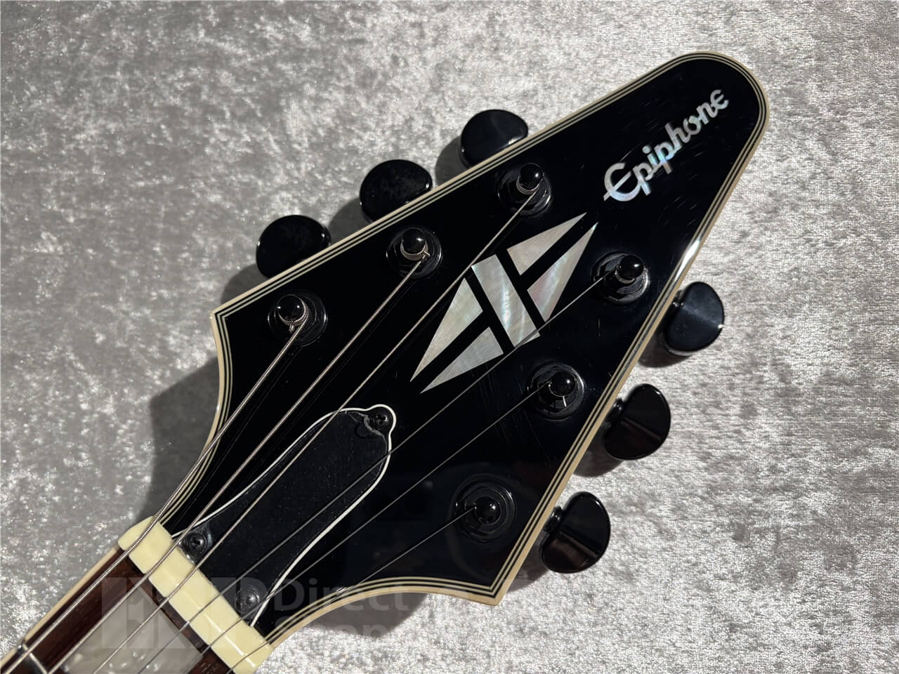 【即納可能/お客様委託中古品】Epiphone(エピフォン) Limited Edition Flying V Custom Ebony w/Black Parts 札幌店 - 5