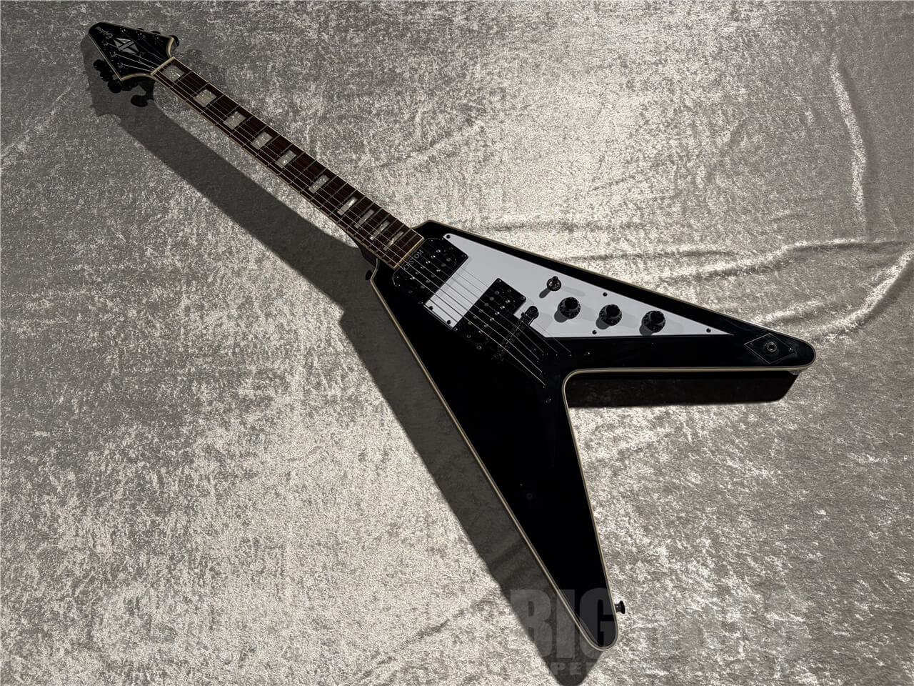 【即納可能/お客様委託中古品】Epiphone(エピフォン) Limited Edition Flying V Custom Ebony w/Black Parts 札幌店 - 9