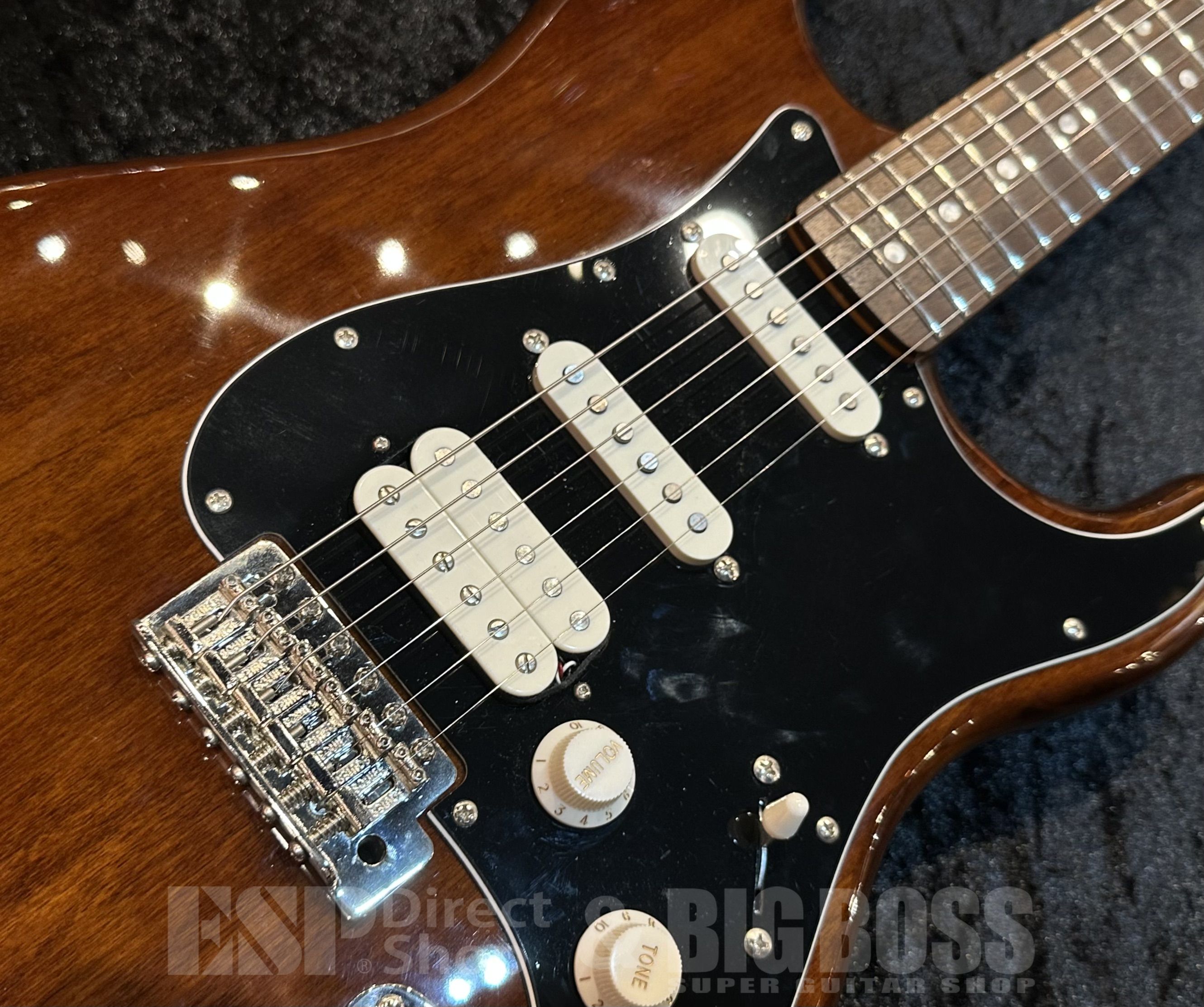 【中古/即納可能】Squier(スクワイヤー) Classic Vibe '70s Stratocaster HSS【Walnut】福岡店 - 3