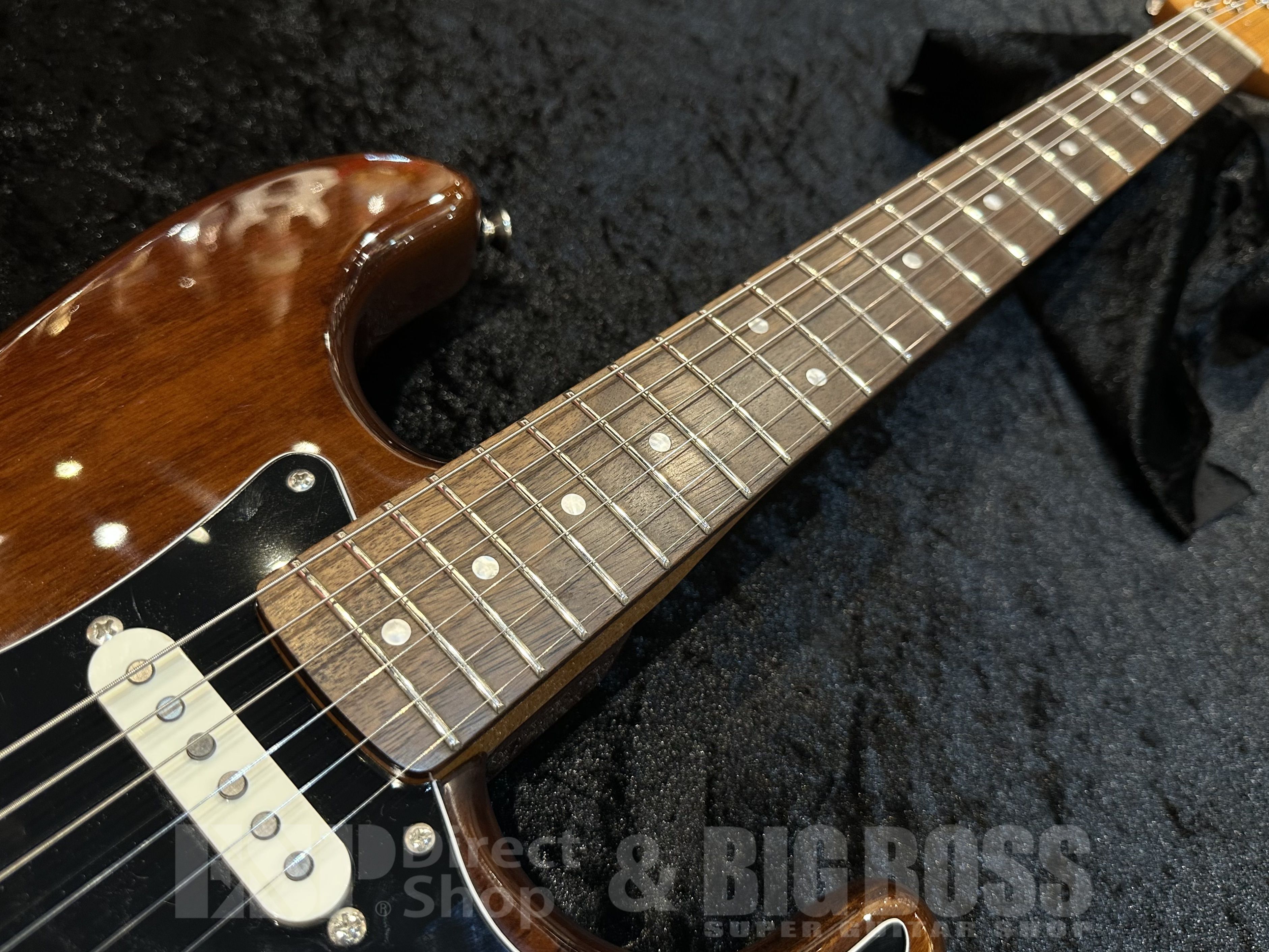 【中古/即納可能】Squier(スクワイヤー) Classic Vibe '70s Stratocaster HSS【Walnut】福岡店 - 4