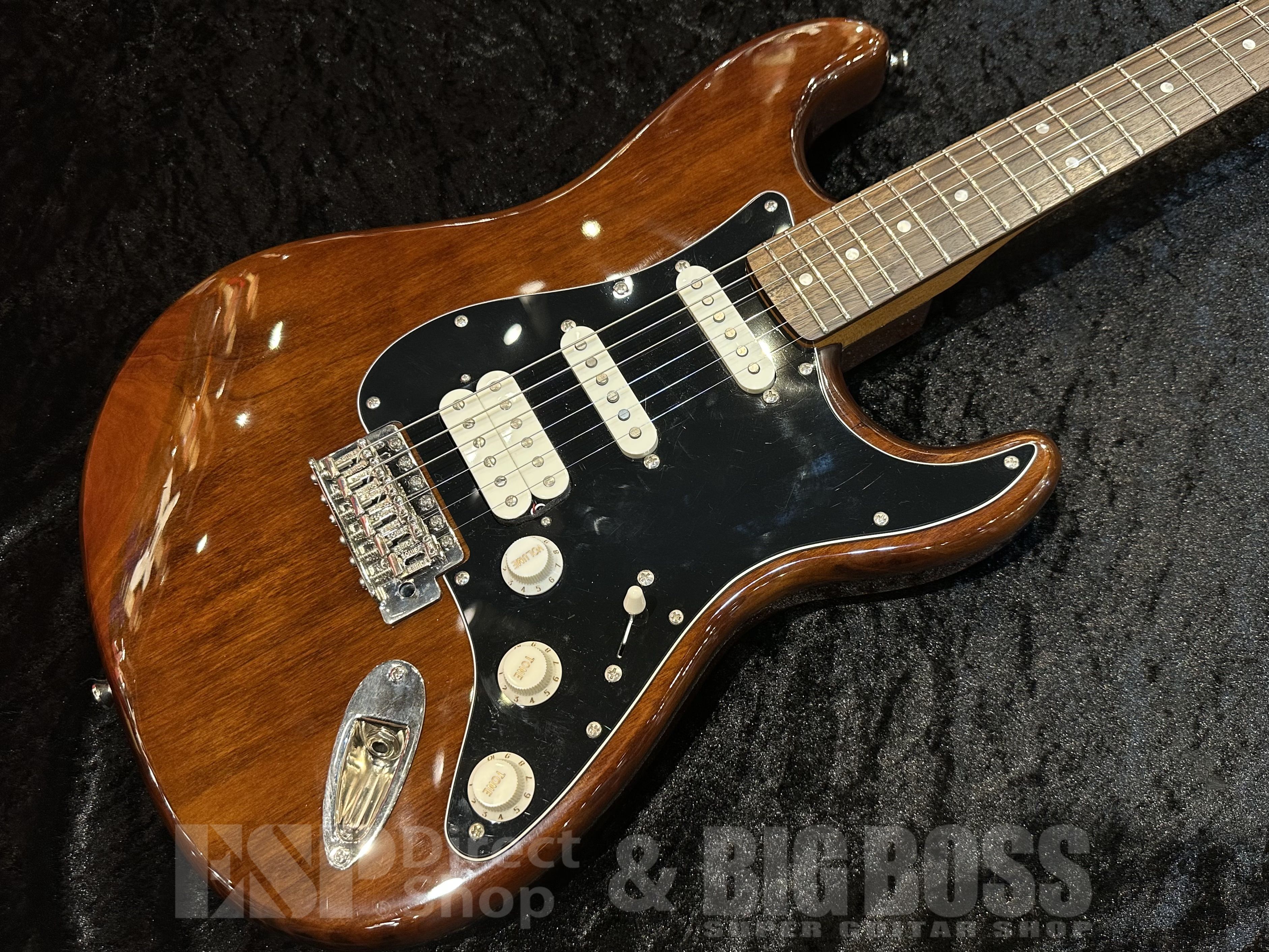 【中古/即納可能】Squier(スクワイヤー) Classic Vibe '70s Stratocaster HSS【Walnut】福岡店 - 2