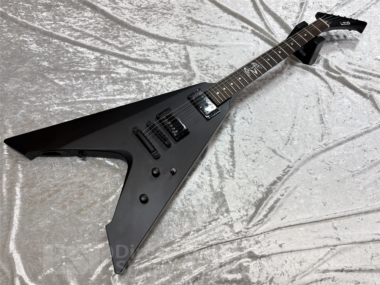 【即納可能】LTD VULTURE /Black Satin GWS