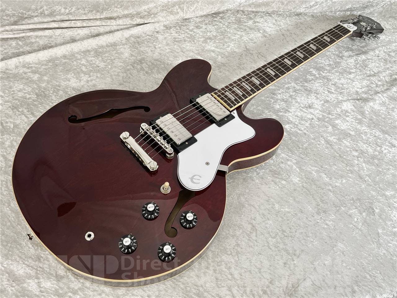 【即納可能】Epiphone ( エピフォン ) Noel Gallagher Riviera/Dark Wine Red  (セミアコースティックギター) お茶の水駅前店・別館 - 3