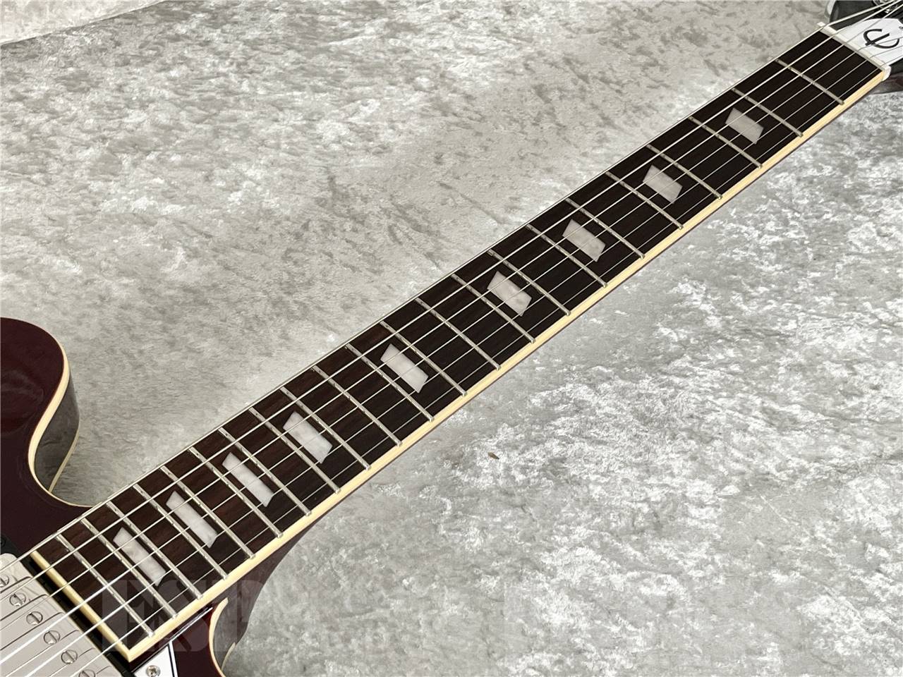【即納可能】Epiphone ( エピフォン ) Noel Gallagher Riviera/Dark Wine Red  (セミアコースティックギター) お茶の水駅前店・別館 - 7