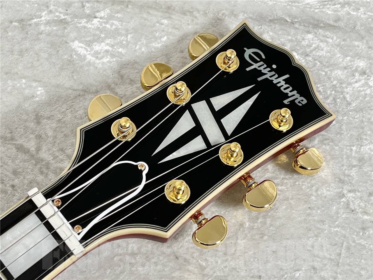 【即納可能】Epiphone ( エピフォン ) Inspired by Gibson Custom ES-355/Cherry (セミアコースティックギター) お茶の水駅前店・別館 - 8