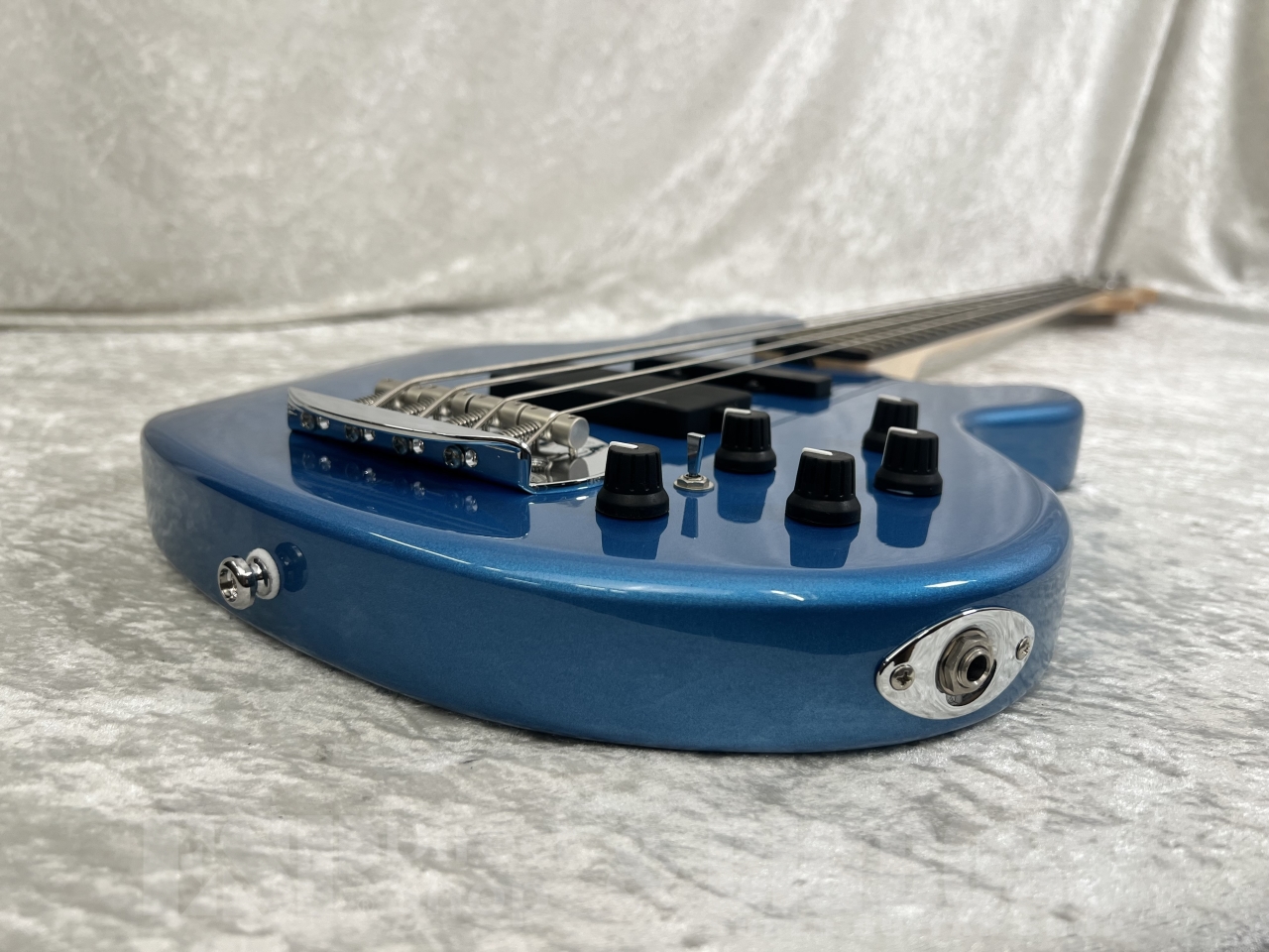 【受注生産】Lakland(レイクランド) Skyline Japan Series SK-4CL Lake Placid Blue / Rosewood FB - 4