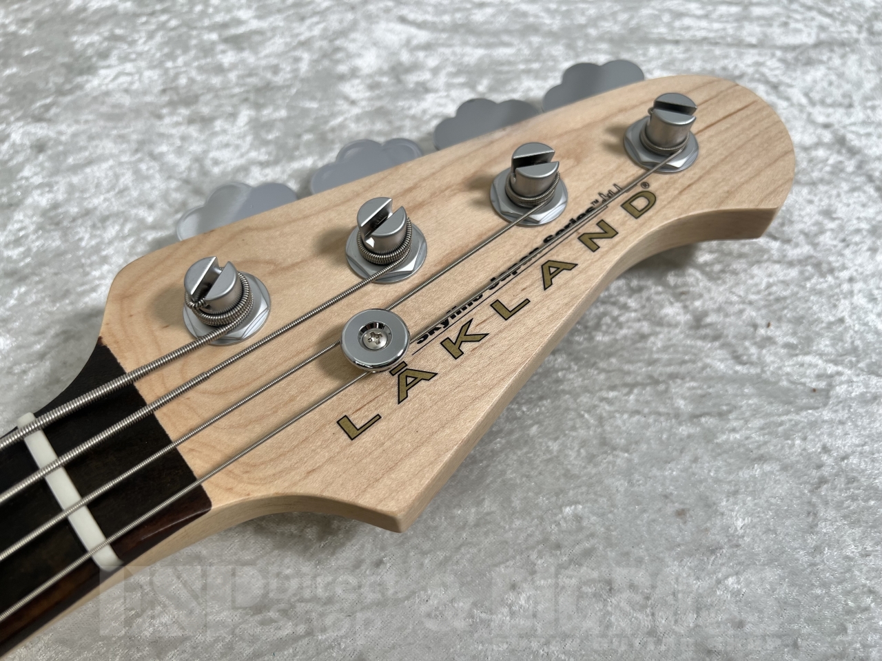【受注生産】Lakland(レイクランド) Skyline Japan Series SK-4CL Lake Placid Blue / Rosewood FB - 8