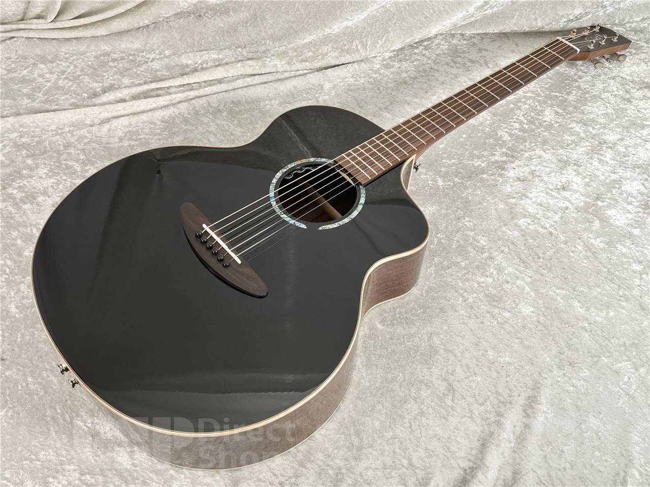 【即納可能】L.Luthier(エル ルシアー) Forest Black EQ お茶の水駅前店・別館