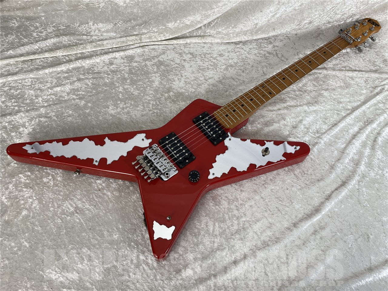 【即納可能/中古品】ESP(イーエスピー) RANDOM STAR / Red お茶の水駅前店(東京)