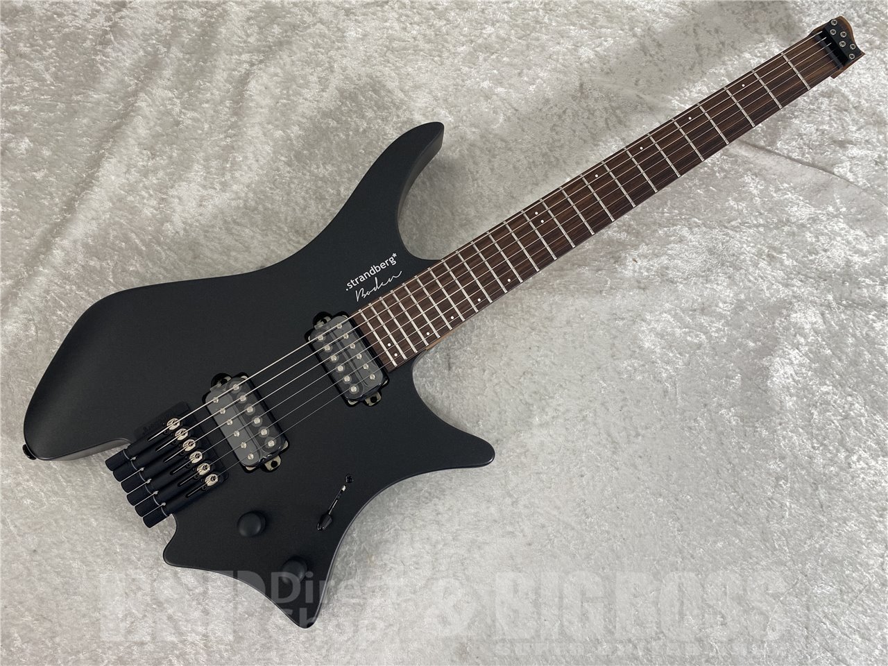 【即納可能】strandberg(ストランドバーグ) Boden Essential 6 / Black Granite お茶の水駅前店(東京) - 2