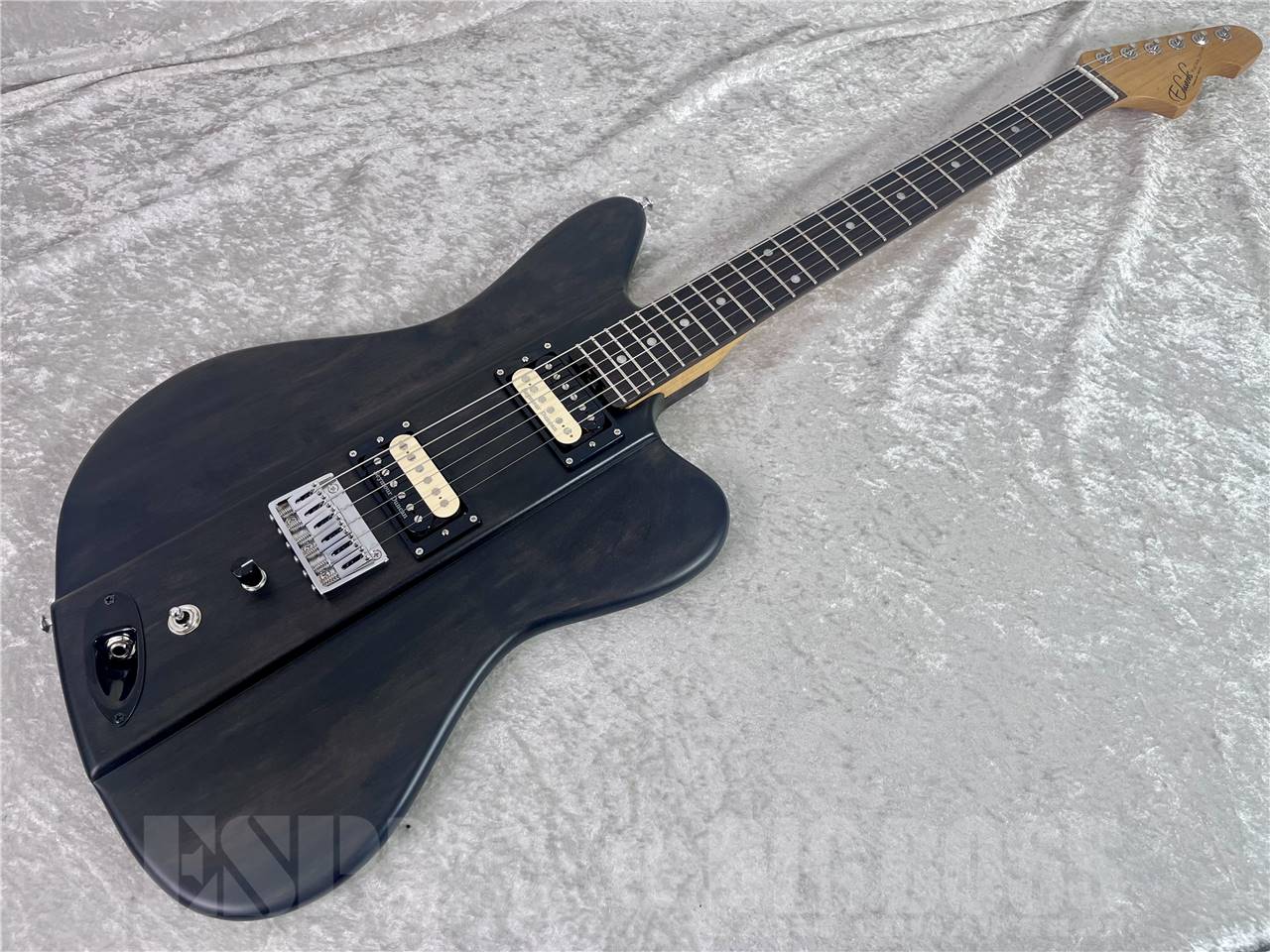 【即納可能】EDWARDS Platinum KARMASTER / See Thru Black (エレキギター) お茶の水駅前店・別館