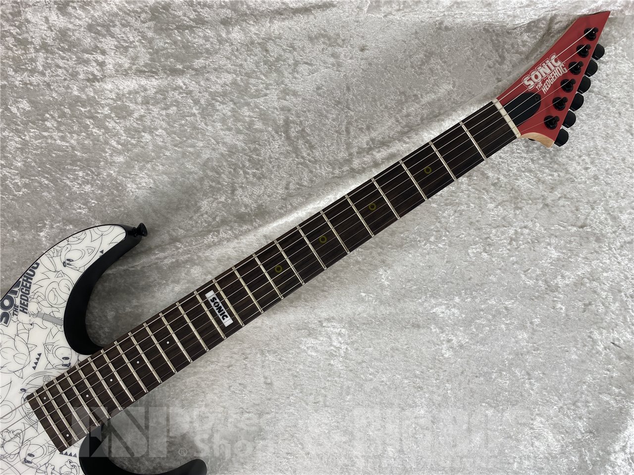 【即納可能】ESP×SONIC(イーエスピーxソニック) SONIC THE HEDGEHOG GUITAR III -Classic Sonic Edition- / Classic Sonic Collage Art / Black Satin お茶の水駅前店(東京) - 7