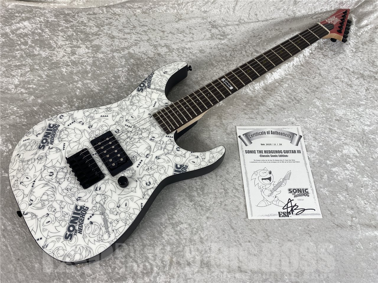 【即納可能】ESP×SONIC(イーエスピーxソニック) SONIC THE HEDGEHOG GUITAR III -Classic Sonic Edition- / Classic Sonic Collage Art / Black Satin お茶の水駅前店(東京) - 11