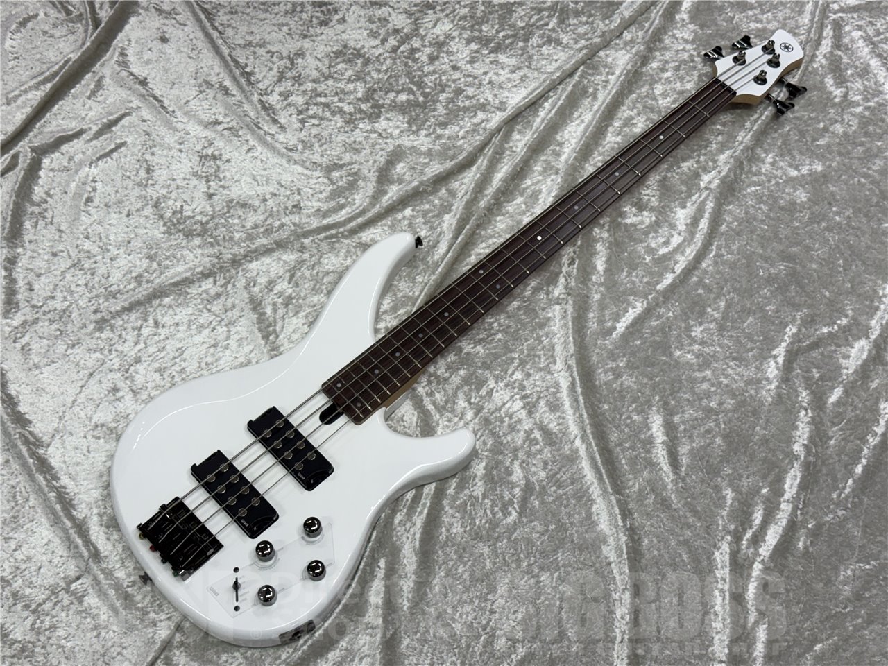 【即納可能】YAMAHA TRBX304 (WH)- 広島店