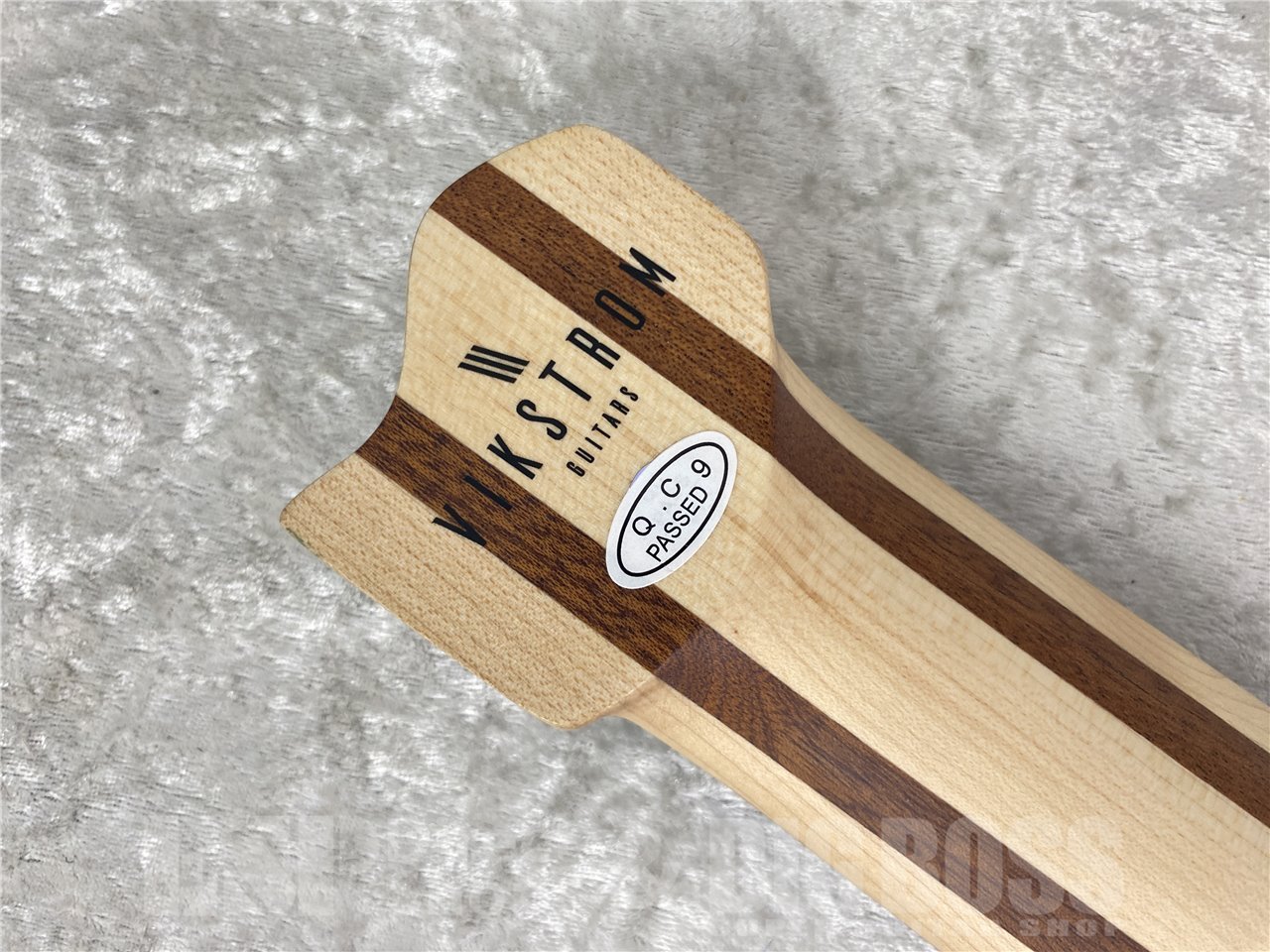 【即納可能】VIKSTROM GUITARS(ヴィクストロムギターズ) VSMH-270 (Trans White) お茶の水駅前店(東京) - 9