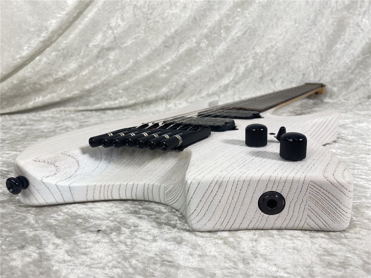 【即納可能】VIKSTROM GUITARS(ヴィクストロムギターズ) VSMH-270 (Trans White) お茶の水駅前店(東京) - 4