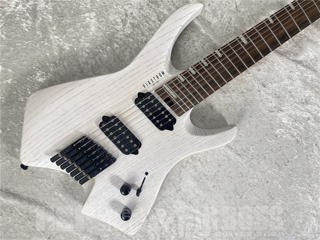 【即納可能】VIKSTROM GUITARS(ヴィクストロムギターズ) VSMH-270 (Trans White) お茶の水駅前店(東京) - 3
