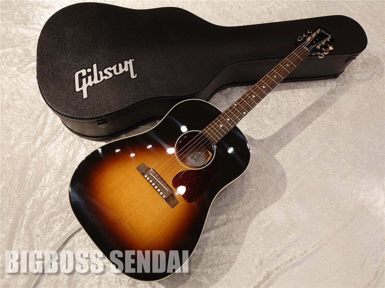 【即納可能】Gibson（ギブソン）J-45 / Sunburst 仙台店