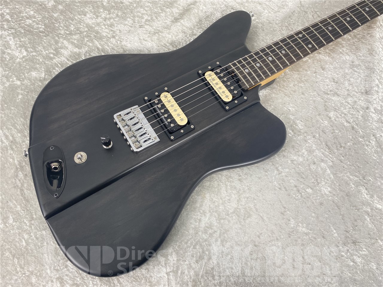 【即納可能】EDWARDS(エドワーズ)Platinum Edition KARMASTER (9mm Parabellum Bullet/滝 善充 Model) お茶の水駅前店(東京) - 3
