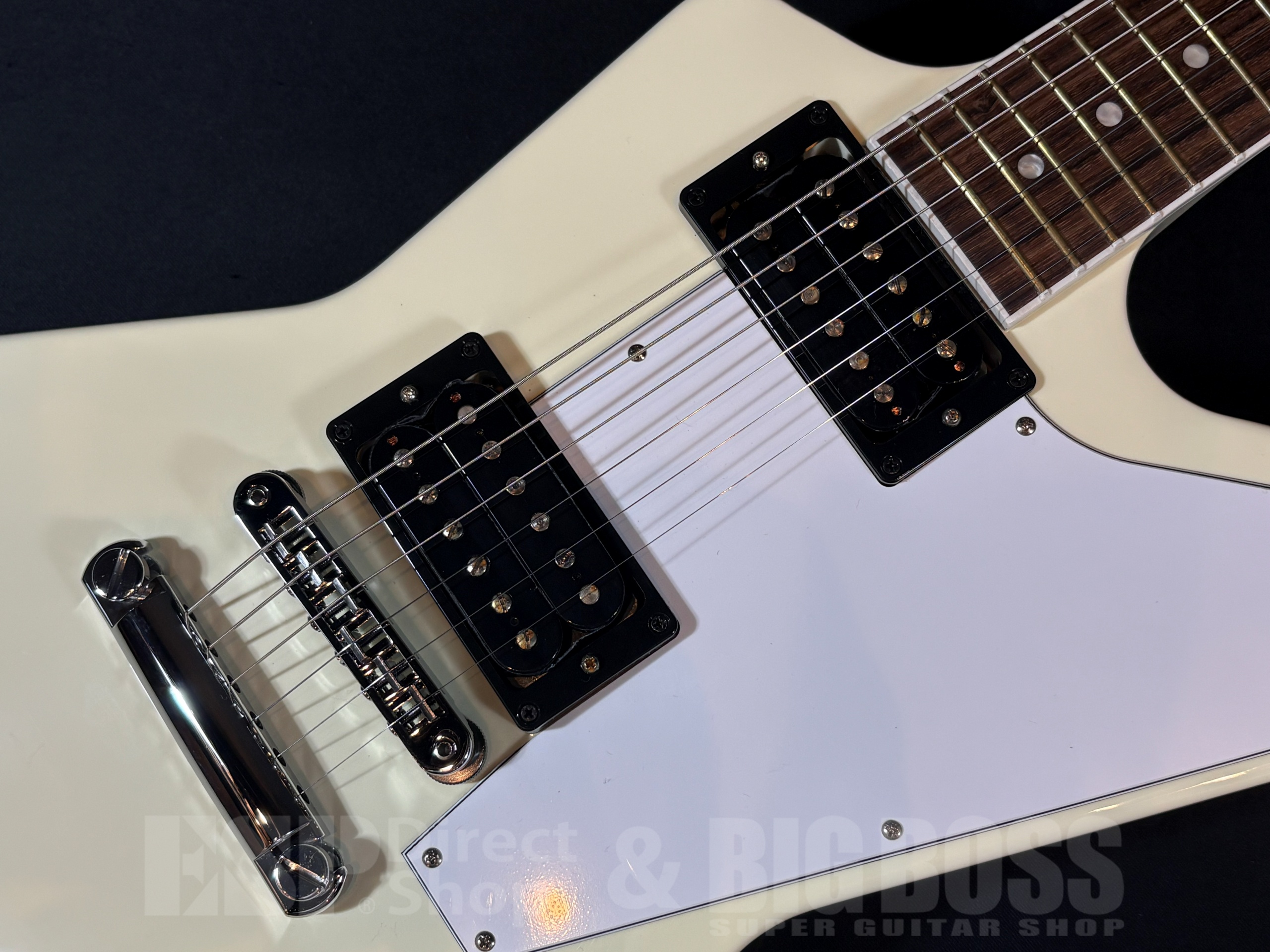【即納可能】Gibson(ギブソン) 70s Explorer / Classic White 大阪店 - 3