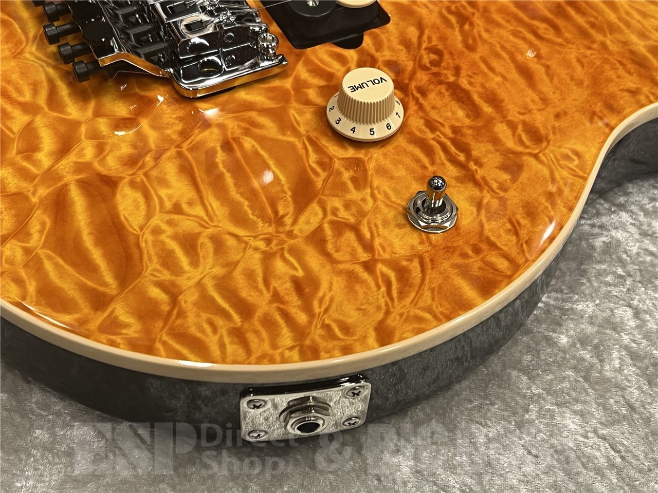 【即納可能】MUSIC MAN（ミュージックマン）30th Anniversary Axis（Translucent Gold）　名古屋店 - 4