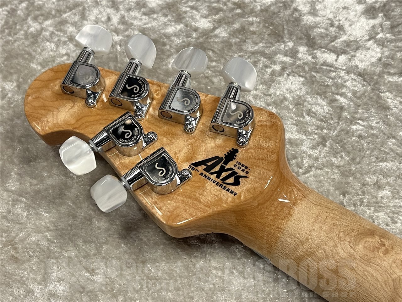 【即納可能】MUSIC MAN（ミュージックマン）30th Anniversary Axis（Translucent Gold）　名古屋店 - 6