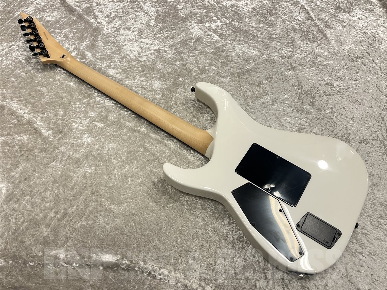 【即納可能】E-II(イーツー) M-II NECK-THRU（Snow White）　名古屋店 - 7